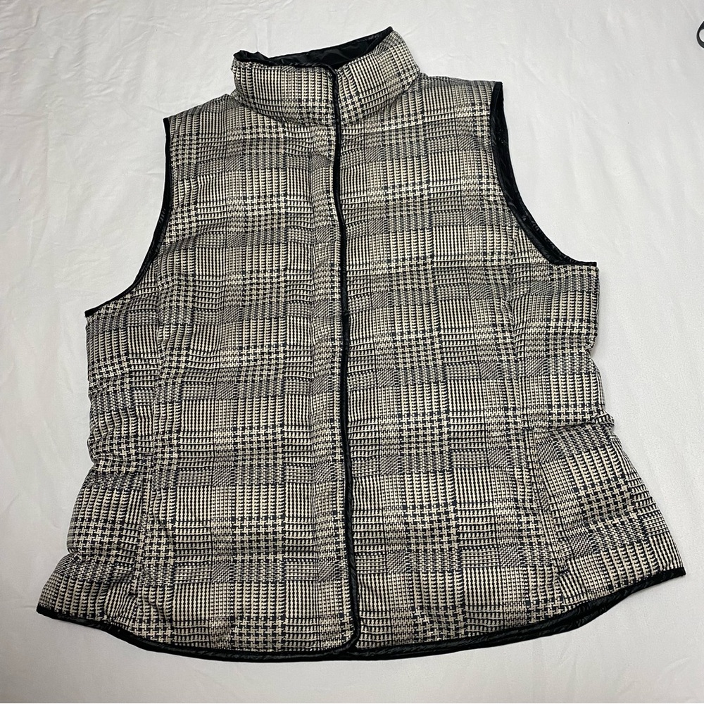 Banana Republic Black White Plaid Quilted Down Feathers Puffer Vest Size XL